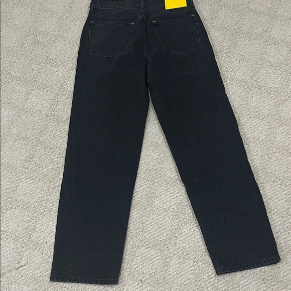 Classic Black Relaxed Fit Jeans for Men - Picture 3 of 5